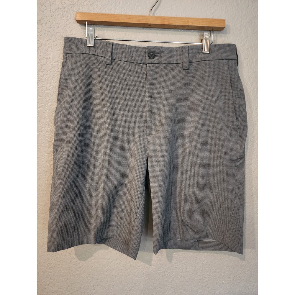 Roundtree & Yorke Men's Golf Shorts, Size 33, Inseam 9", Gray, Wrinkle Resistant